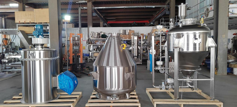 河北安聚为武汉某客户设计生产的粉体正压输送与除尘系统