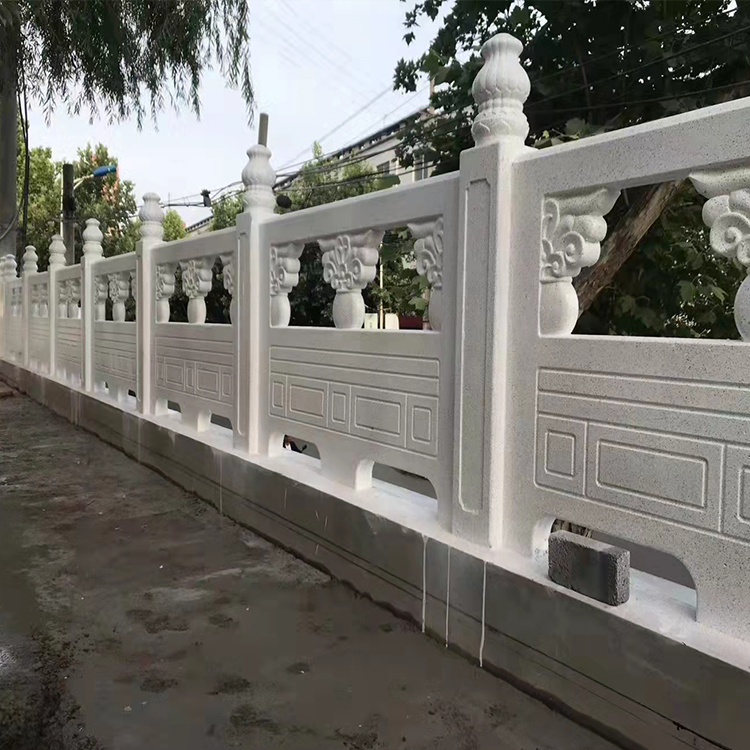 人行道仿石栏杆