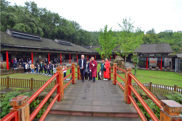 闻香识酒采风行 带你领略邛酒特色酒庄