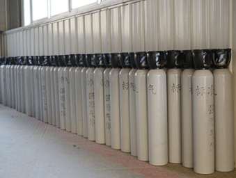 氧气减压阀的使用方法和注意事项