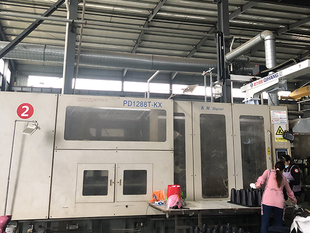 1288T注塑機(jī)