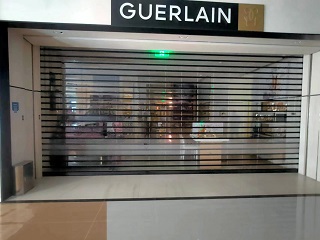 GUERLAIN卷帘门