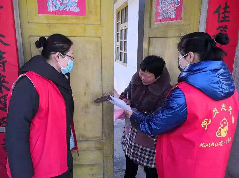 党员就应该冲在前面！向都江堰市这群防控一线的“娘子军”致敬！