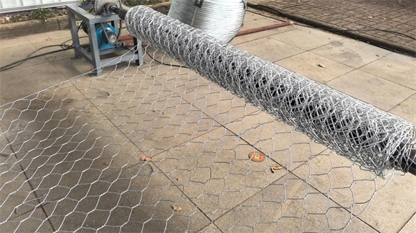 臥式石籠網機安裝調試