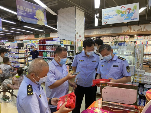 海口市市场监督管理局秀英分局开展秋季各项食品安全专项检查