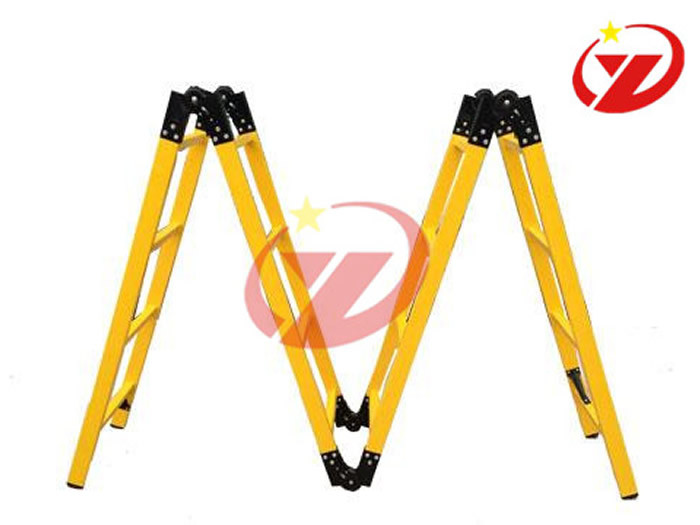 Electrical insulated joint ladder