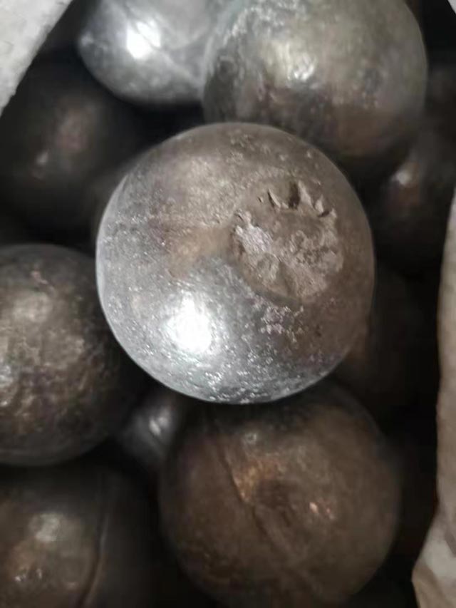 晋城标准高铬球