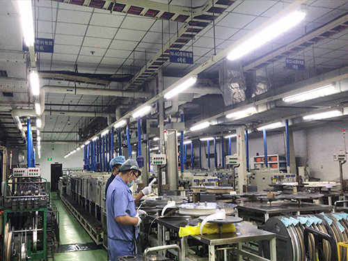Continuous electroplating production line
