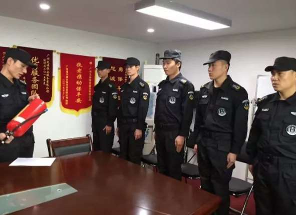 正规保安的日常工作是这样的