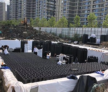 歡樂海岸1000立方雨水PP模塊施工完畢