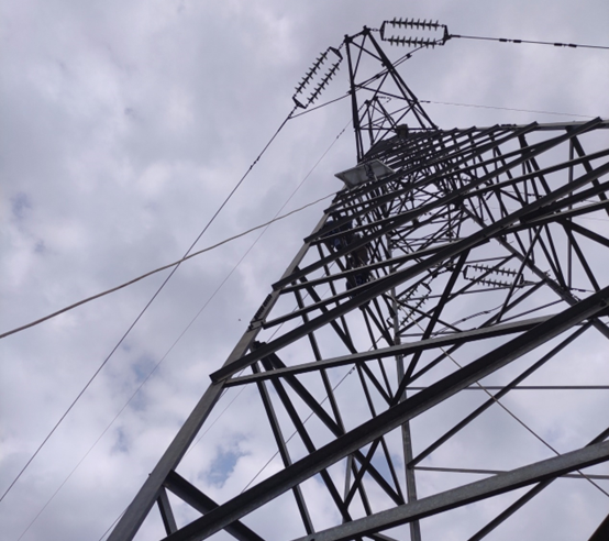 輸電線路隱患在線監(jiān)測裝置 讓輸電線路隱患問題“無所遁形”
