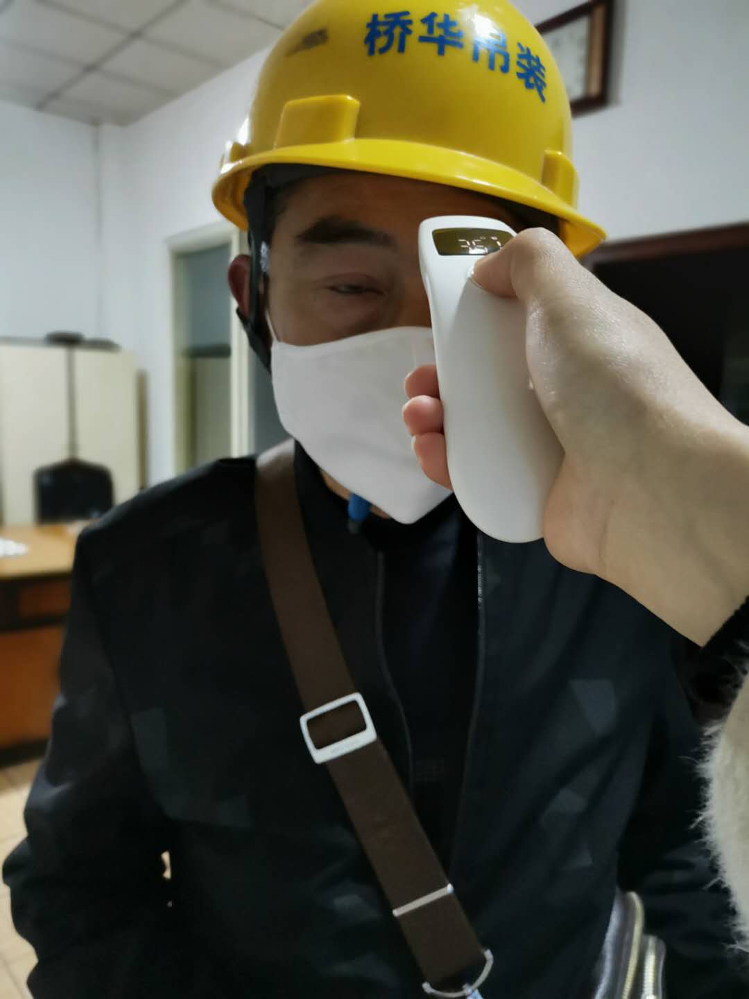 “复工战疫”