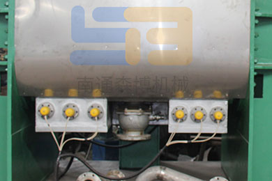 结构胶设备的捏合机排料口堵塞故障的处理方法