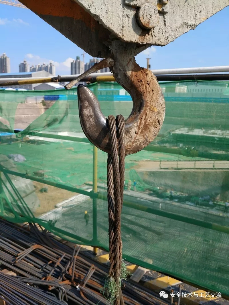 塔吊要倒塌，其實(shí)很難！但沒人管理就容易