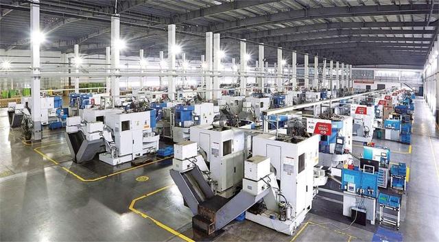 2025年国内传统工厂的未来出路是什么？