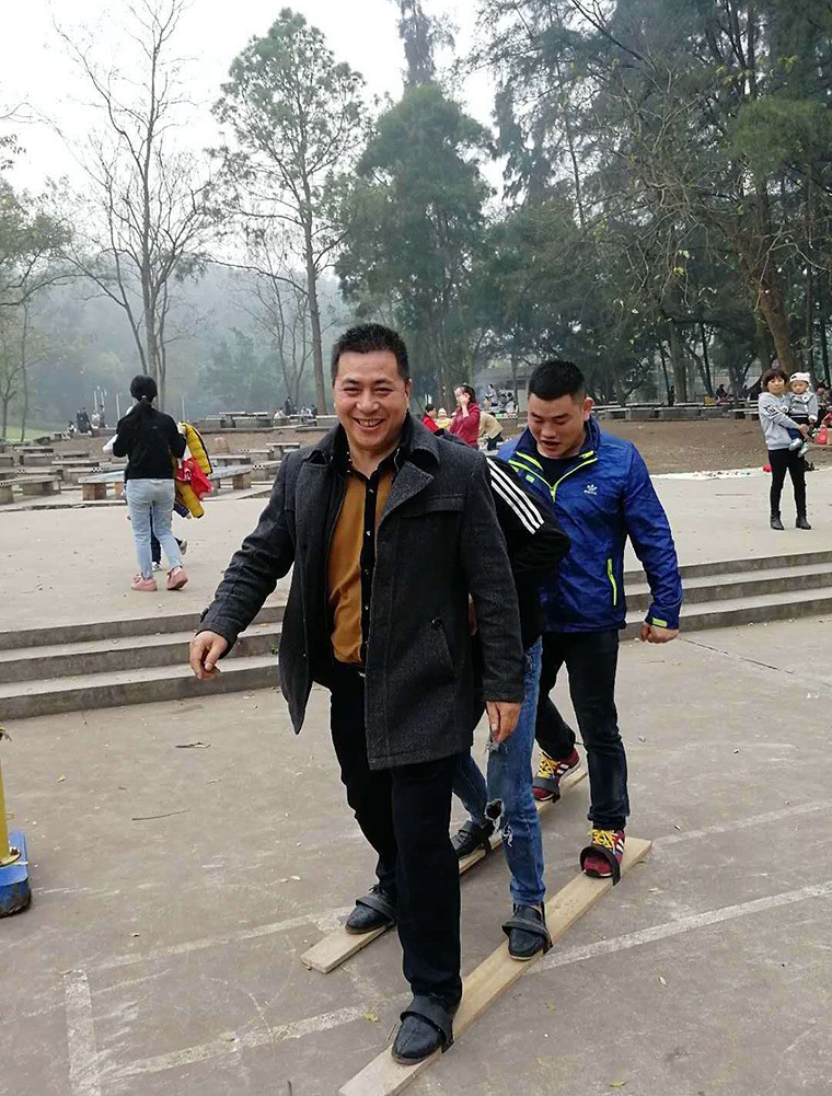 三人板鞋