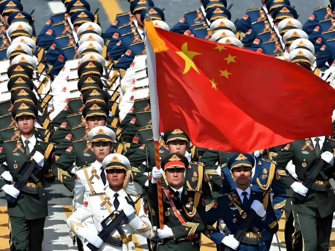 铮铮铁骨守护和平，巍巍中华迈向复兴！内蒙古雨恒防水科技有限公司祝伟大的祖国繁荣昌盛！