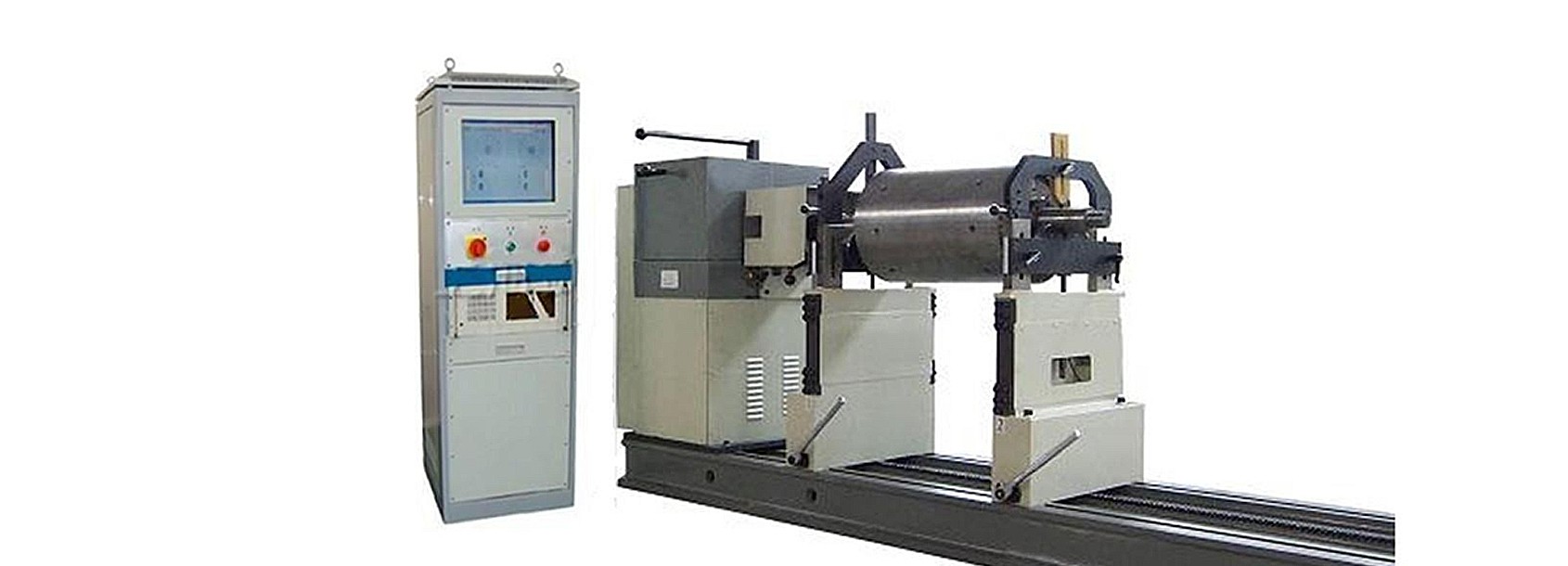 Dynamic balancing machine