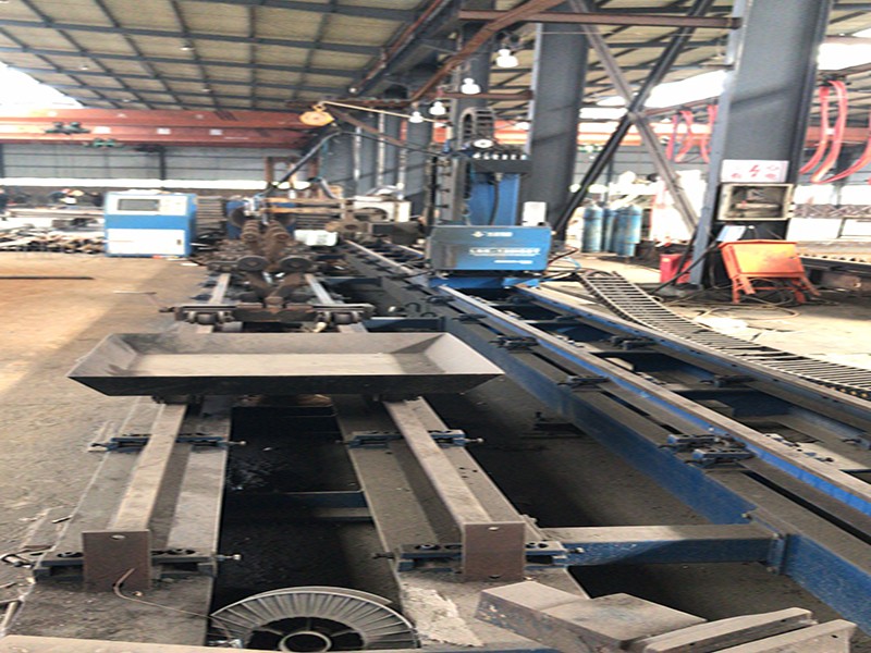 Intersecting line cutter