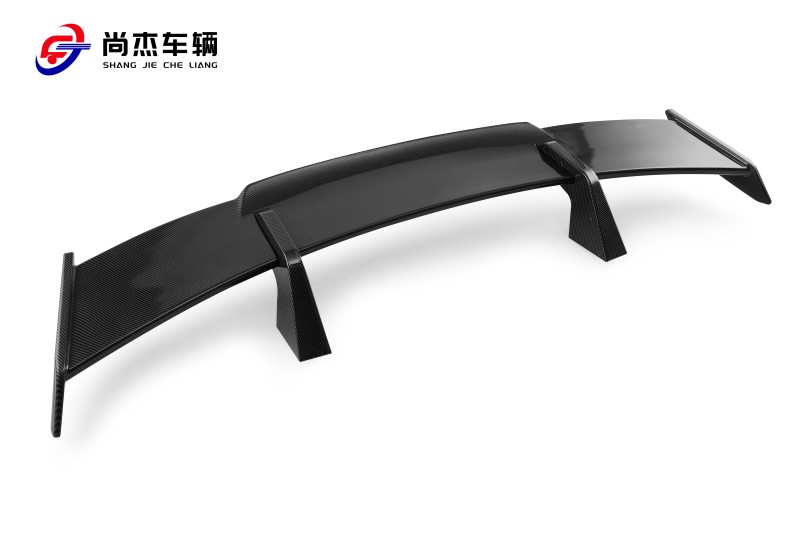 F款尾翼