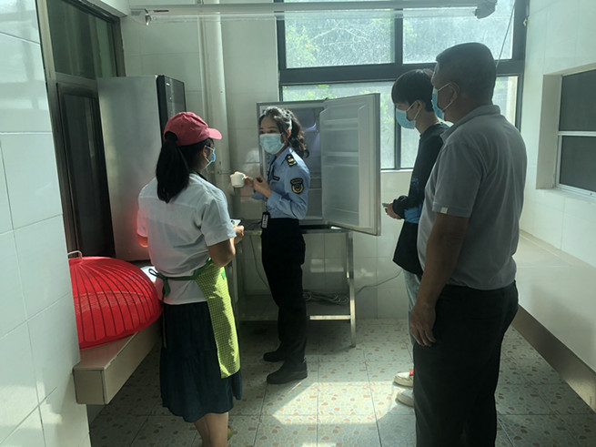 专项检查“回头看” 海南保亭县筑牢校园食品安全防线