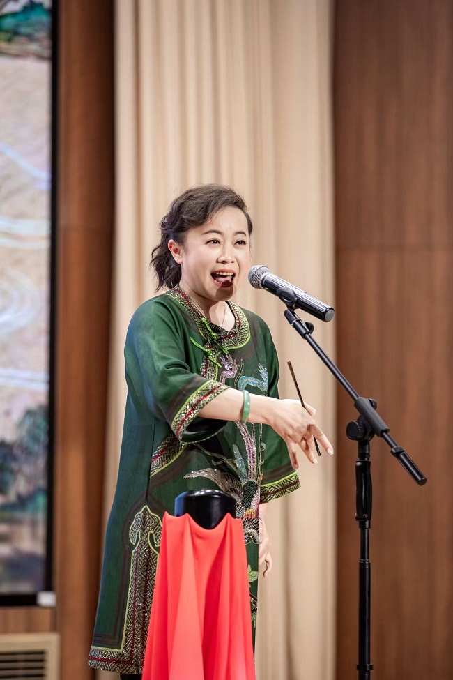 “品锦江”第三季收官！读城、听城、写城