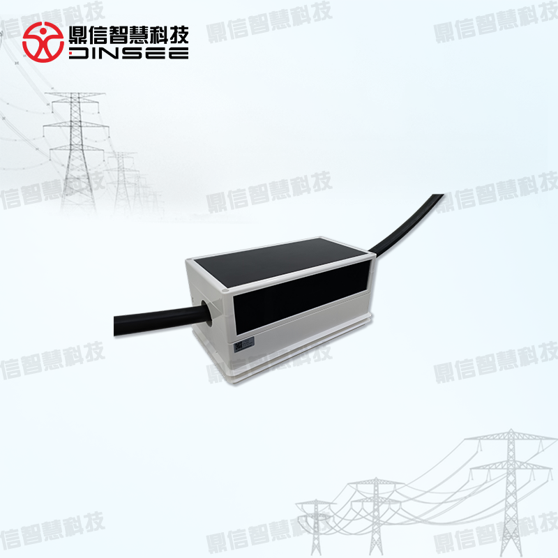 Distribution network traveling wave type fault warning and localization device