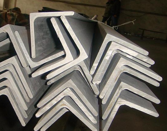西安不锈钢角钢工件酸洗前预处理的重要性