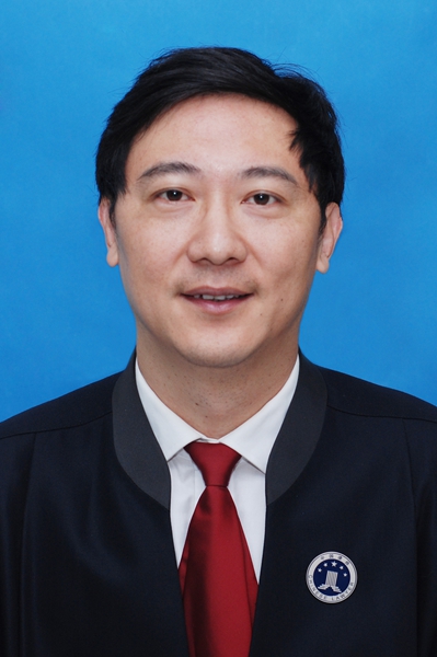 许春斌
