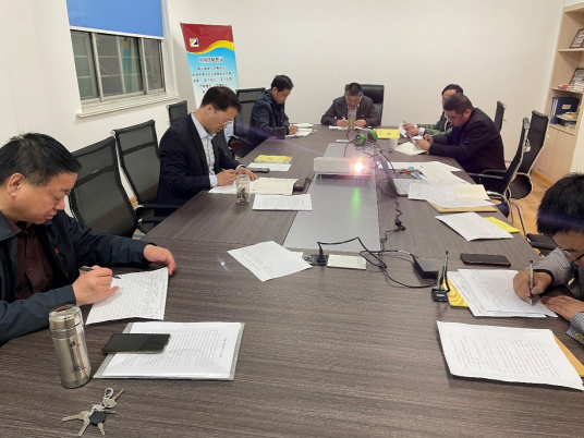 区司法局律师党支部召开组织生活会