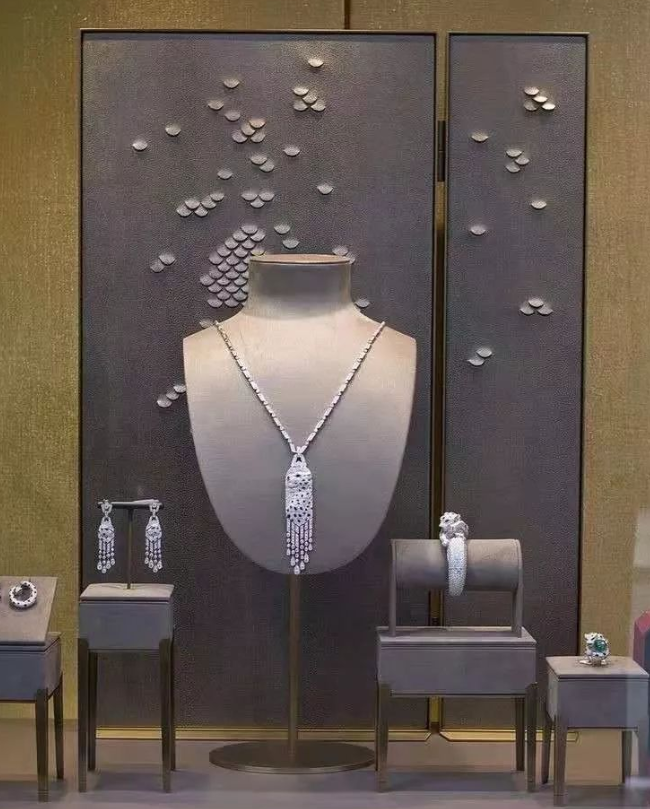珠宝专卖店柜台设计效果与应用