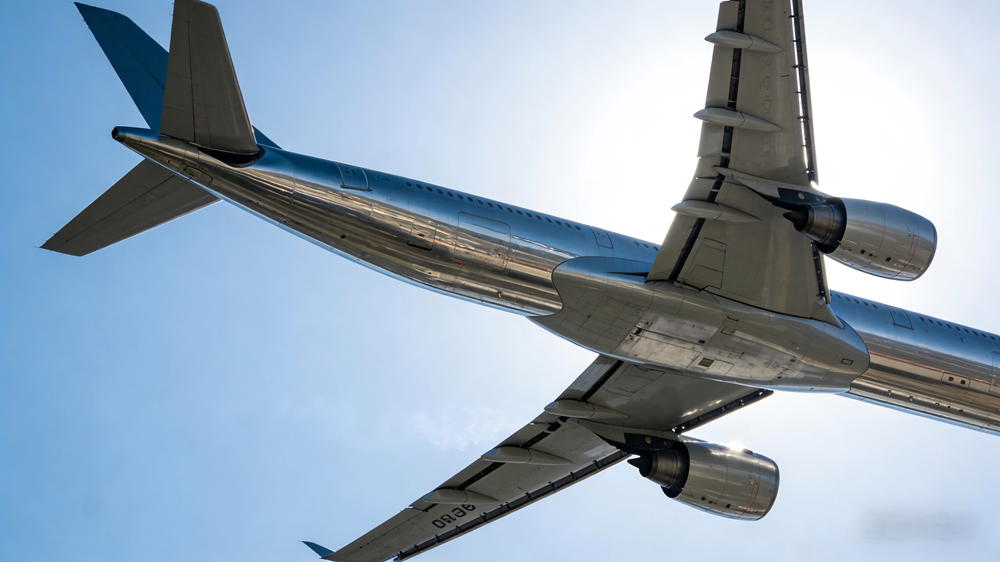 Restricted airspace in the Middle East impacts global air transport