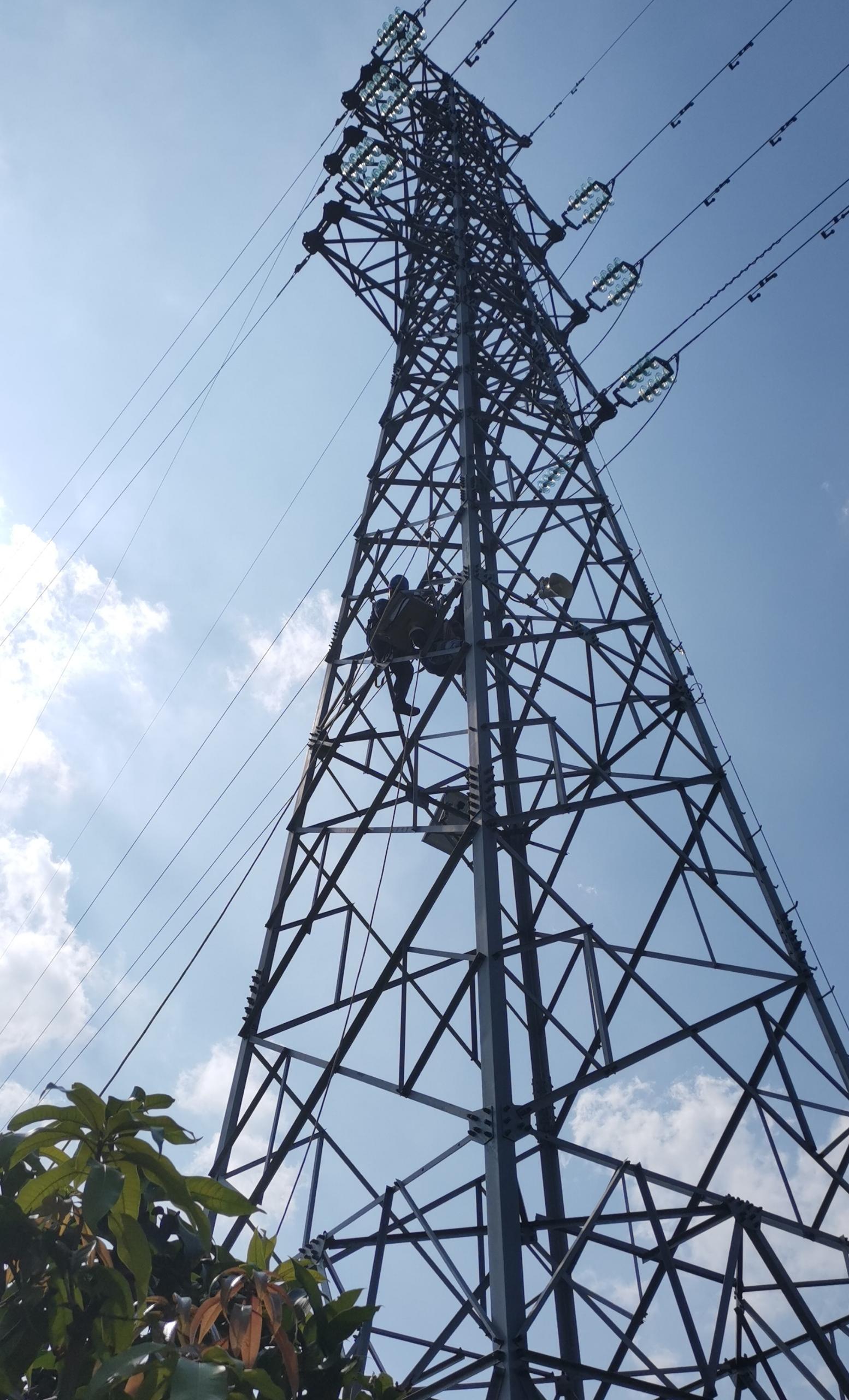 電網覆冰怎么辦？輸電線路覆冰在線監測裝置來幫忙