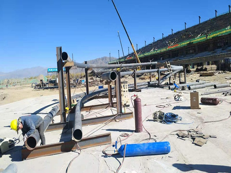 网上买球十大正规平台在西藏日喀则体育馆施工钢结构项目
