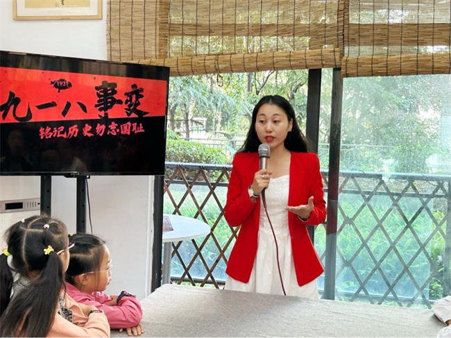 重庆市江北区图书馆举行“铭记抗战历史，弘扬民族精神”主题活动