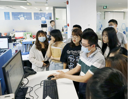 海口经济学院德行智华会计学院建设产业学院探索之路