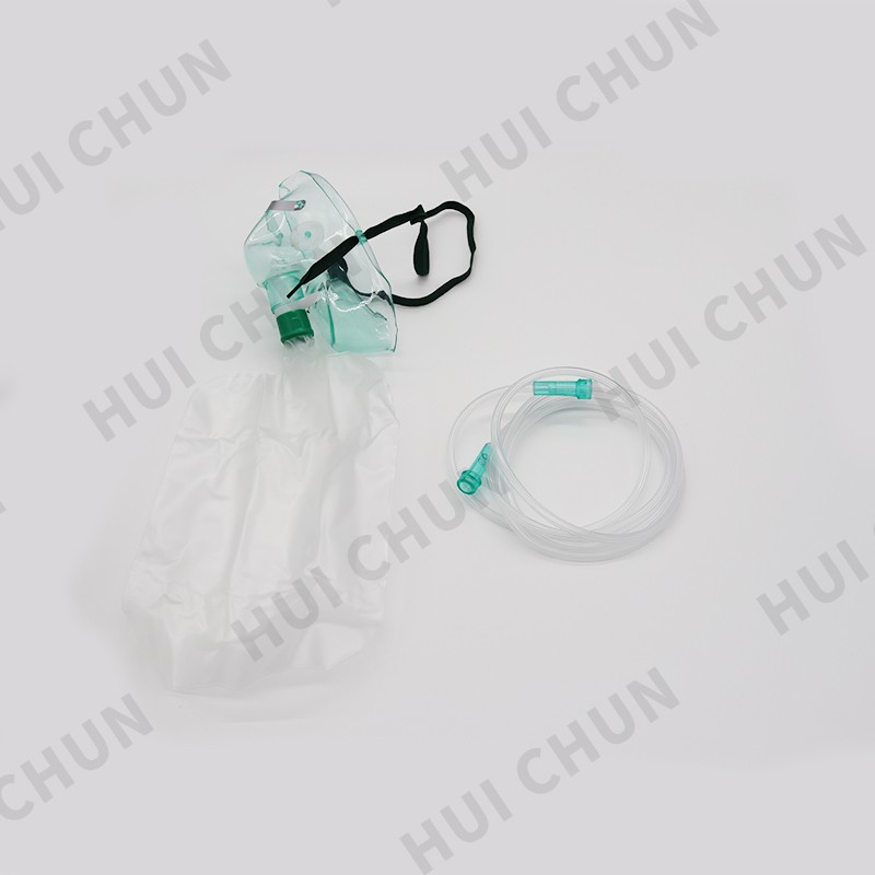 Disposable oxygen delivery mask type A with oxygen storage bag