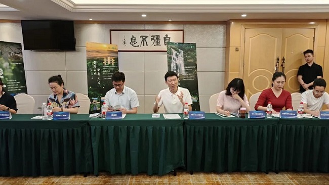 天台山景区赴杭推介 “相如文君”现身杭州展现景区魅力