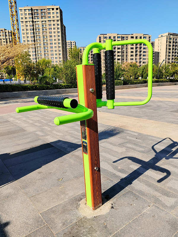 Vertical waist and back massager