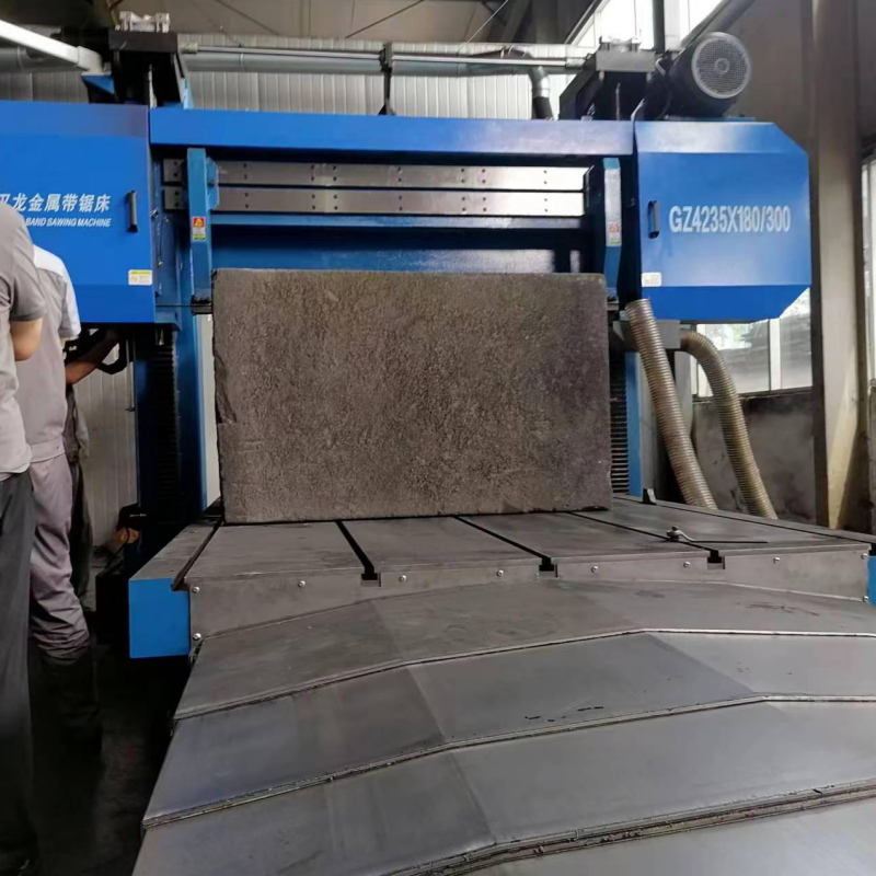 The graphite block is cut into thin pieces