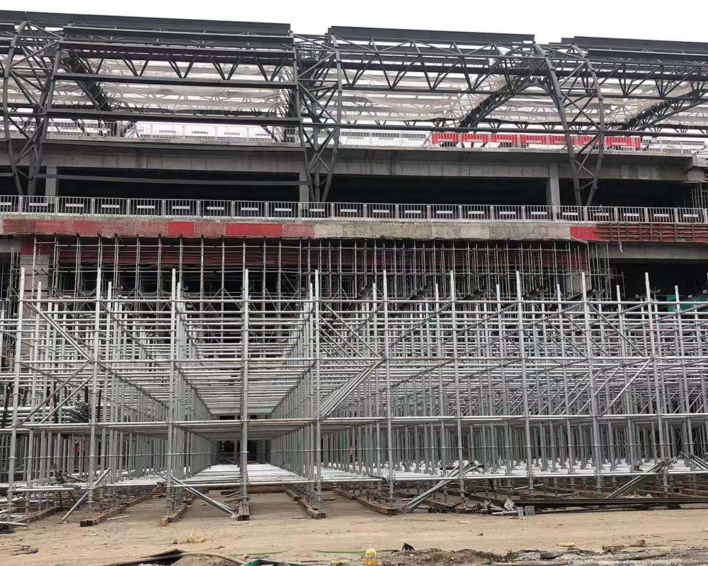 南通西站高铁站，中铁十二局 钢结构建筑