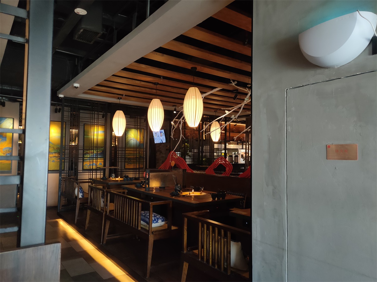 湊湊南翔店