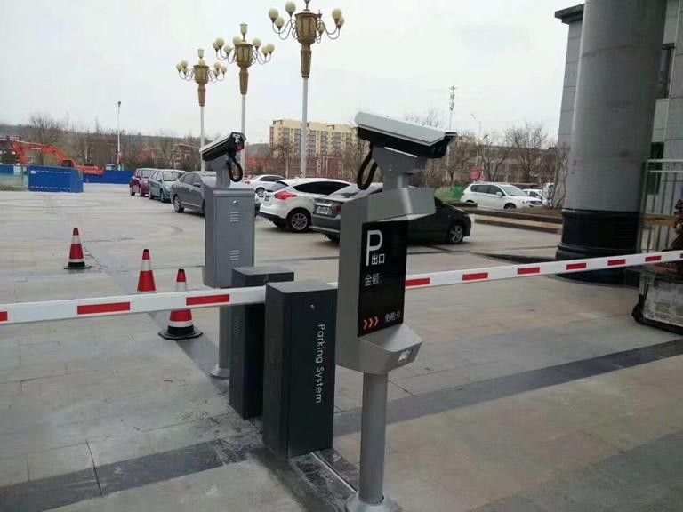 您的停車場使用車牌識別停車場系統了嗎？