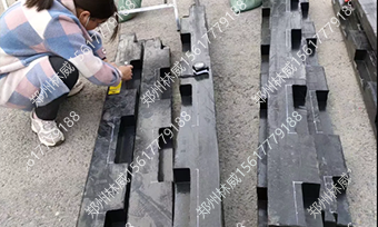 试模具成型后  现场修改尺寸