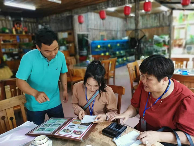 助力“五一”出游 海南保亭全力出击净化旅游市场