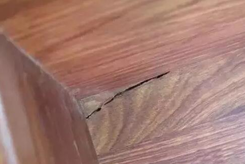 實木家具為什么開裂？