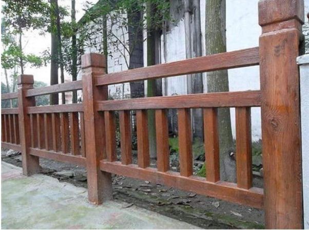深圳仿木围栏施工过程中需注意的问题