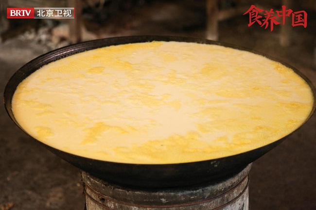 《食养中国》走进峨眉山，探寻自然的味道