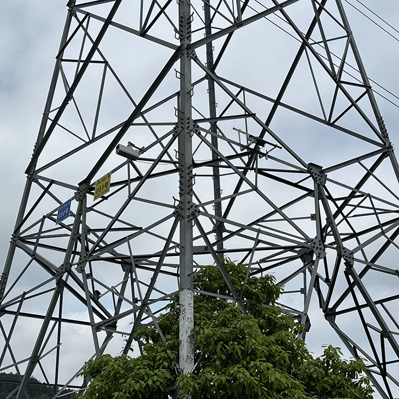 2024.04.25 架空線路智能激光雷達點云監測裝置   安裝案例