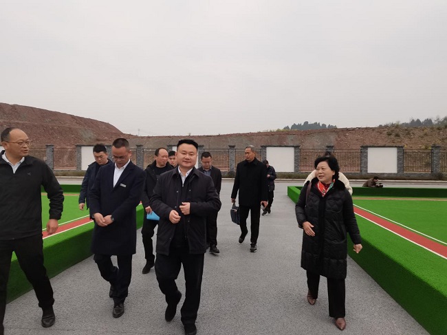 蓬溪县县长吴红彬督导省老年门球赛筹备工作